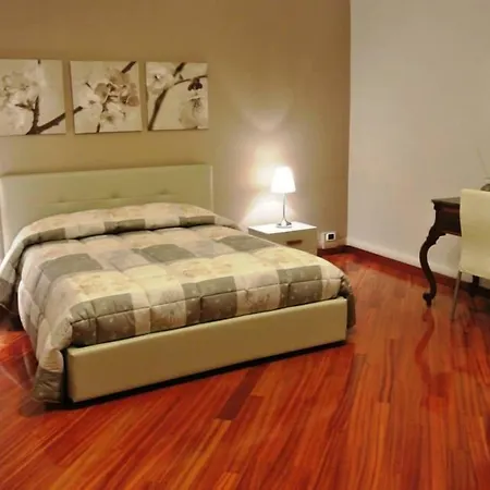 Oda ve Kahvaltı La Cattedrale